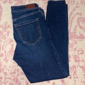 Hollister High-Rise Dark Indigo Skinny Jeans Women’s 8
